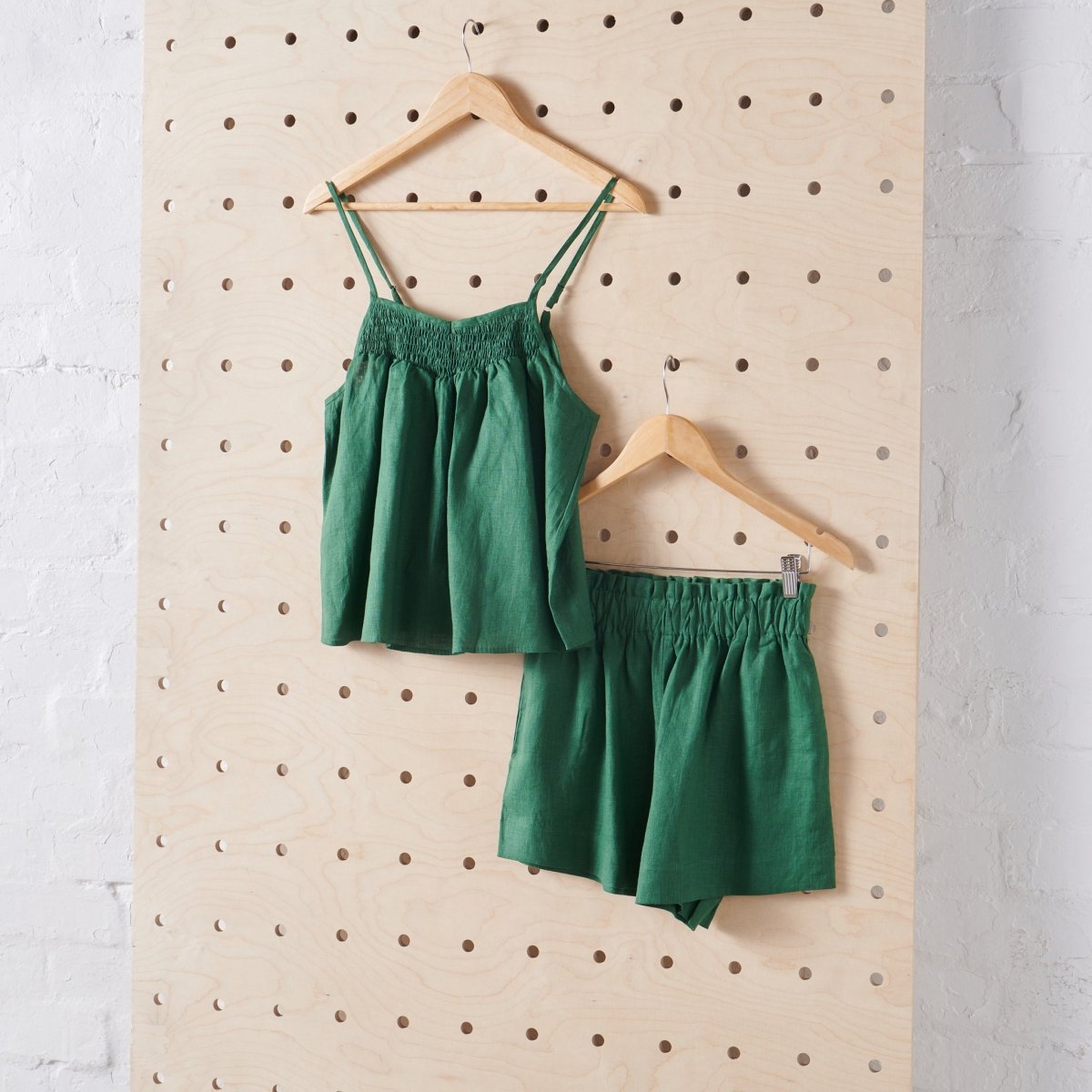 Linen Sets Cami & Shorts in Forest Green